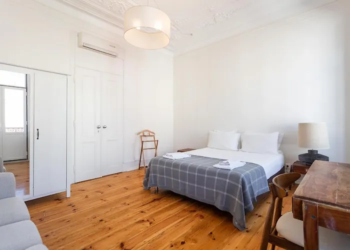 ゲストハウス Estrela